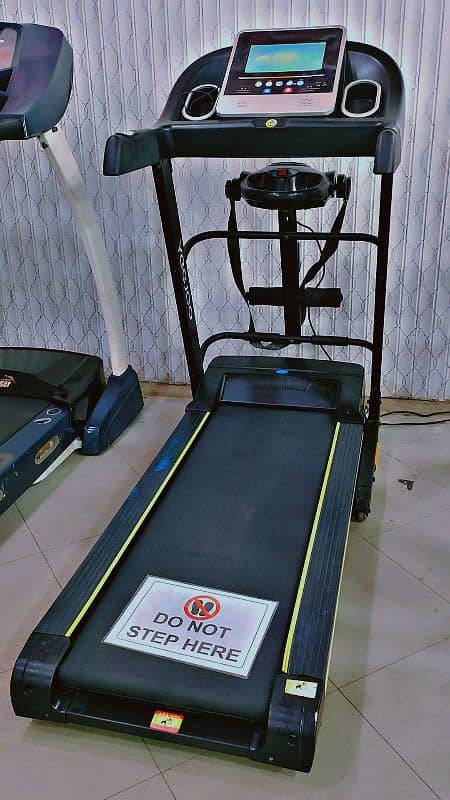 Treadmill / Running Machine 3