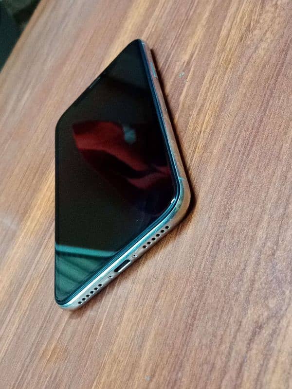 Iphone X PTA 1