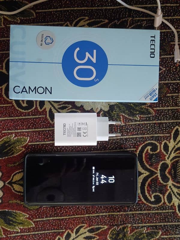 Tecno Camon 30s 10