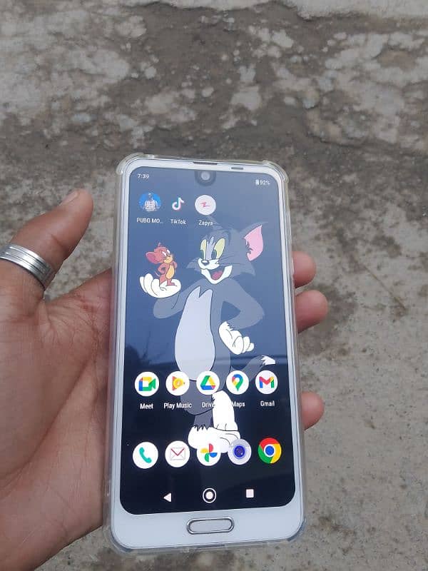 aquos r2 non pta. . 1