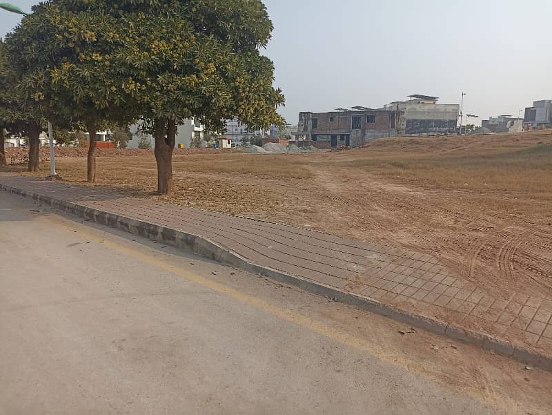 Prime 10 Marla Plot for Sale in Bahria Town Phase 8, Rawalpindi Block I 1