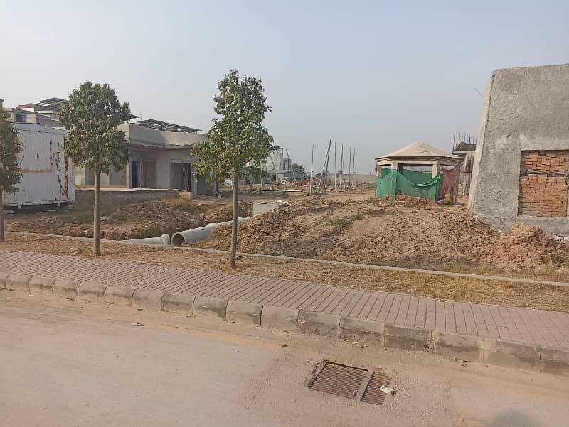 Prime 10 Marla Plot for Sale in Bahria Town Phase 8, Rawalpindi Block I 2