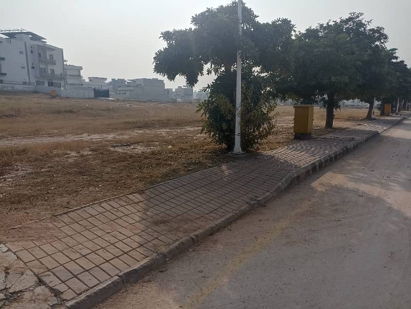 Prime 10 Marla Plot for Sale in Bahria Town Phase 8, Rawalpindi Block I 3