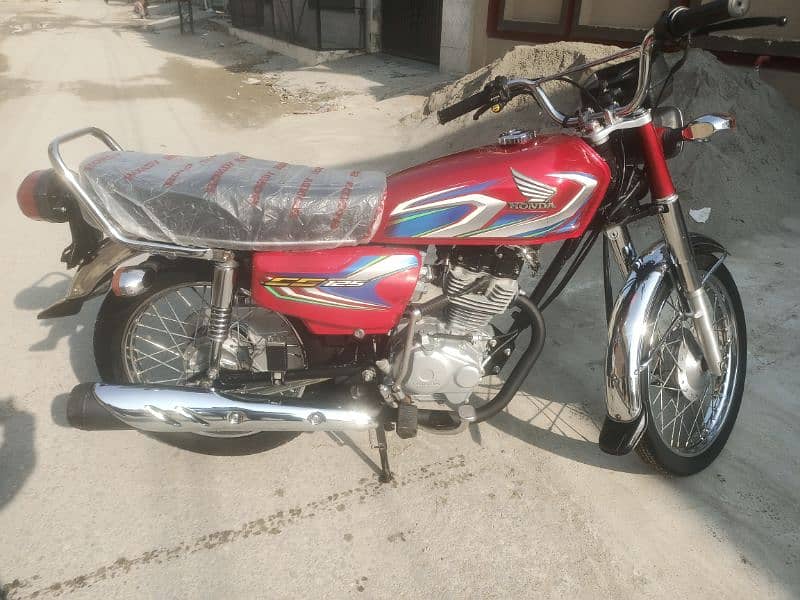 Honda/Yamaha bike 2