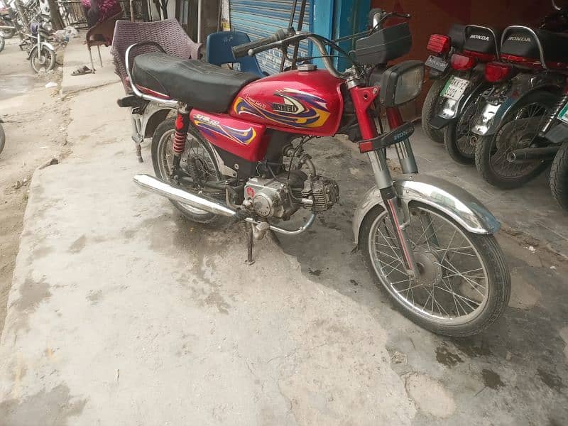 Honda/Yamaha bike 5