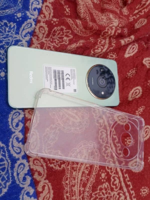 Redmi a3x new mobile only 2days use full warnty03016940157. 4