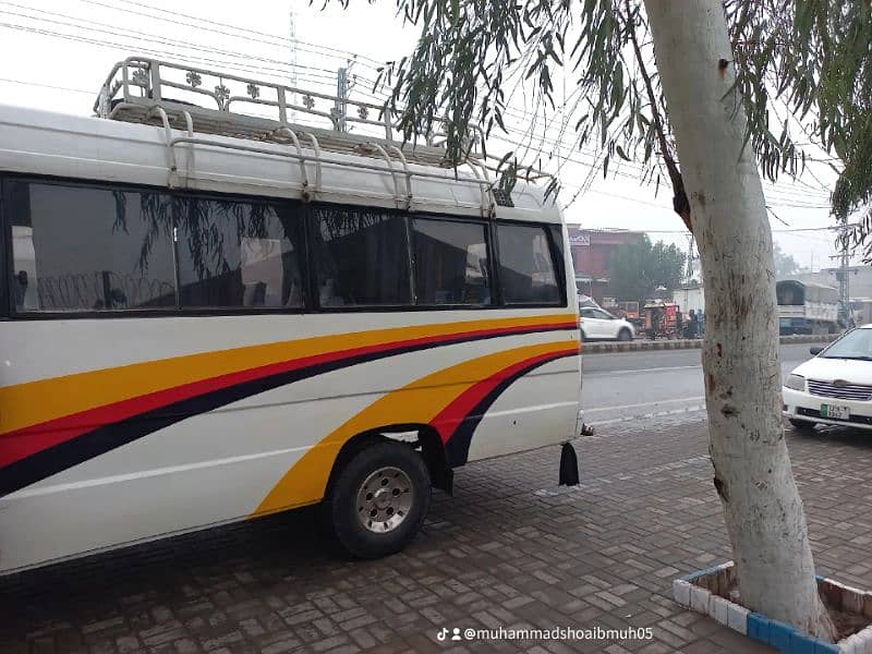 Isuzu Toyota coaster 4