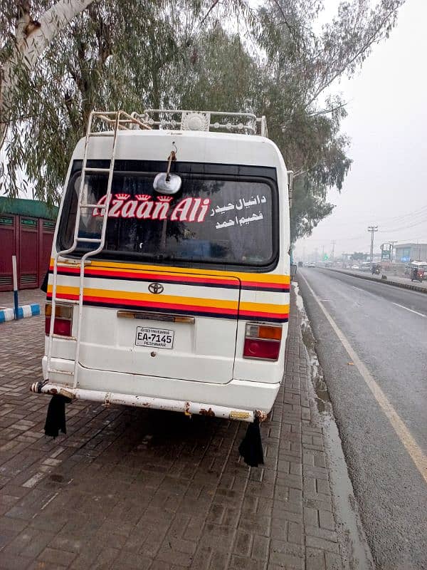 Isuzu Toyota coaster 13