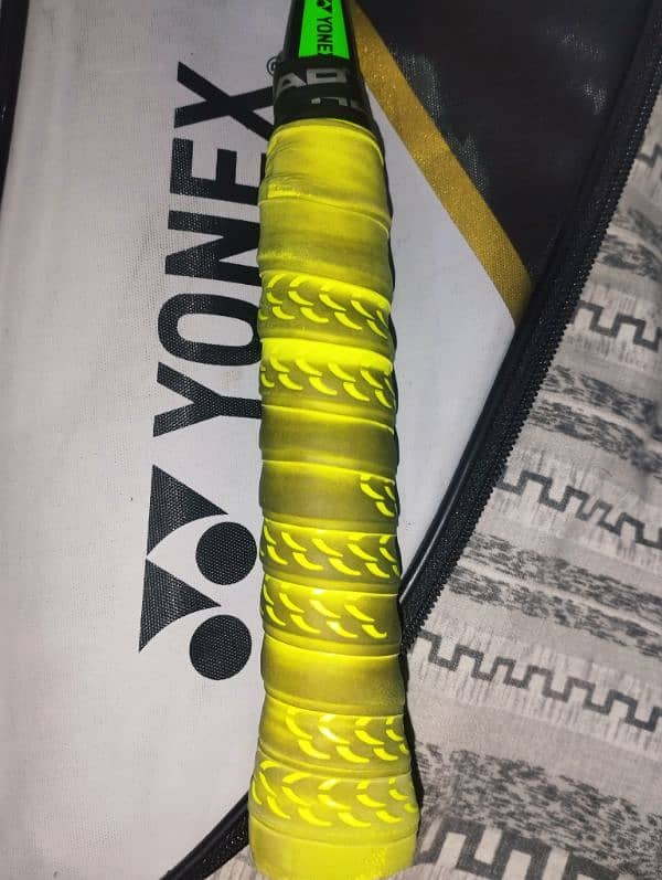 yonex single racket 16