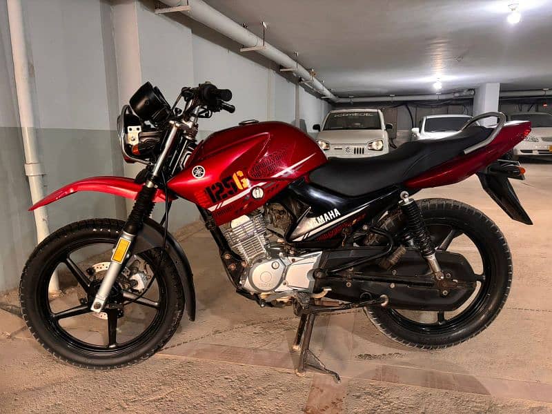 Yamaha ybr125g 0