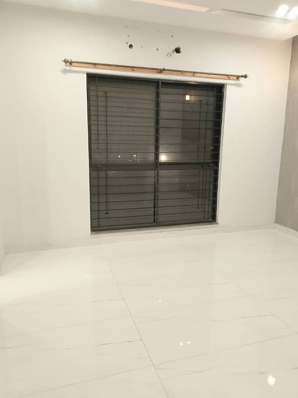 10 Marla upper portion available for rent in dha phase 9 town very good location 18