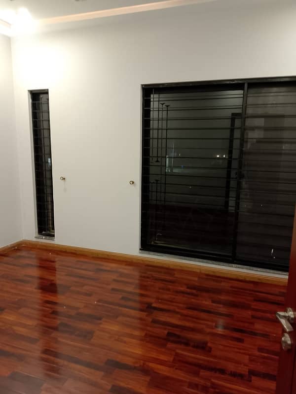 10 Marla upper portion available for rent in dha phase 9 town very good location 19