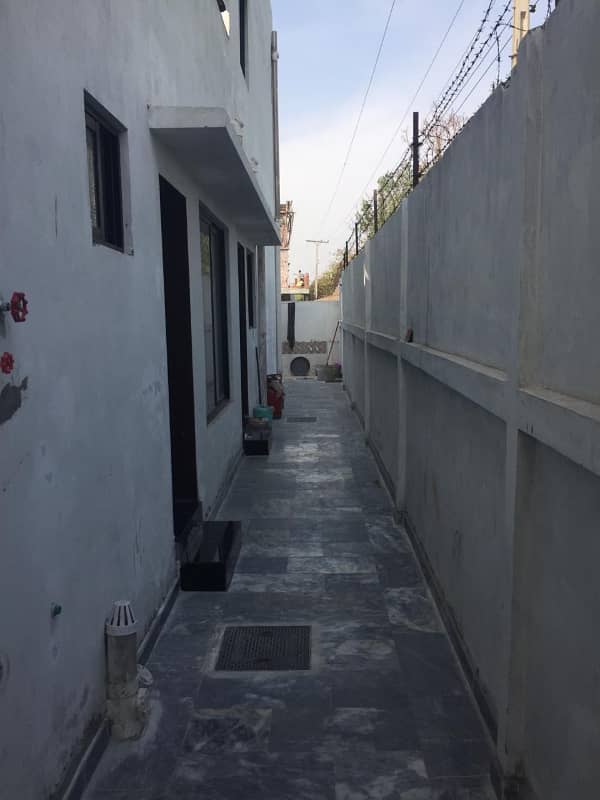 10 Marla upper portion available for rent in dha phase 9 town very good location 21