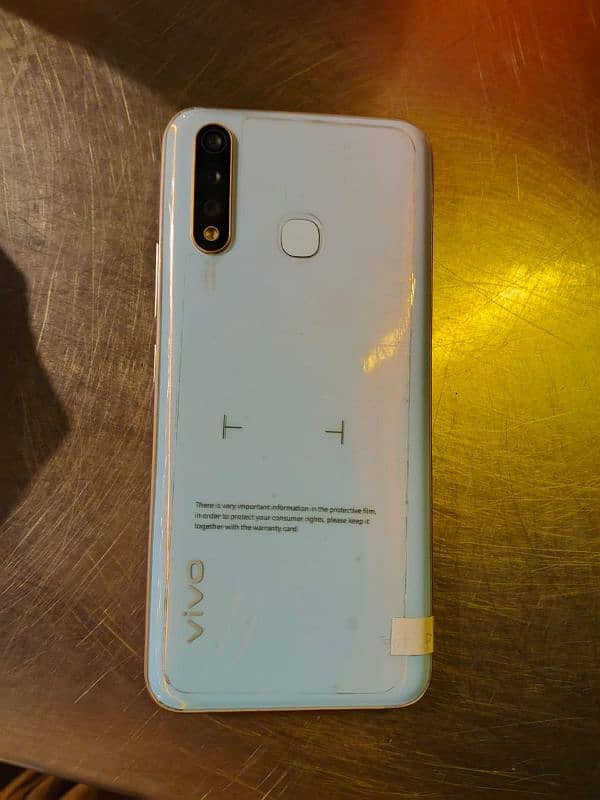 Vivo y19 8 GB ram 256 GB 9