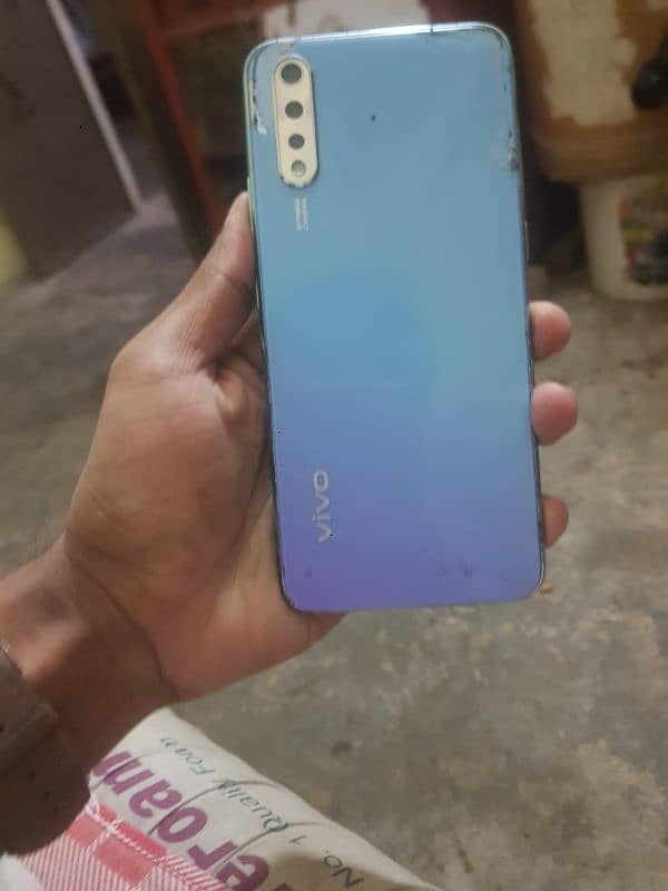 vivo s1.8/256 1