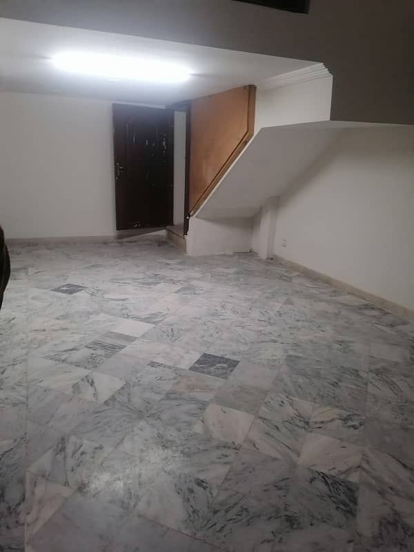 Basement For Rent in G-13 1