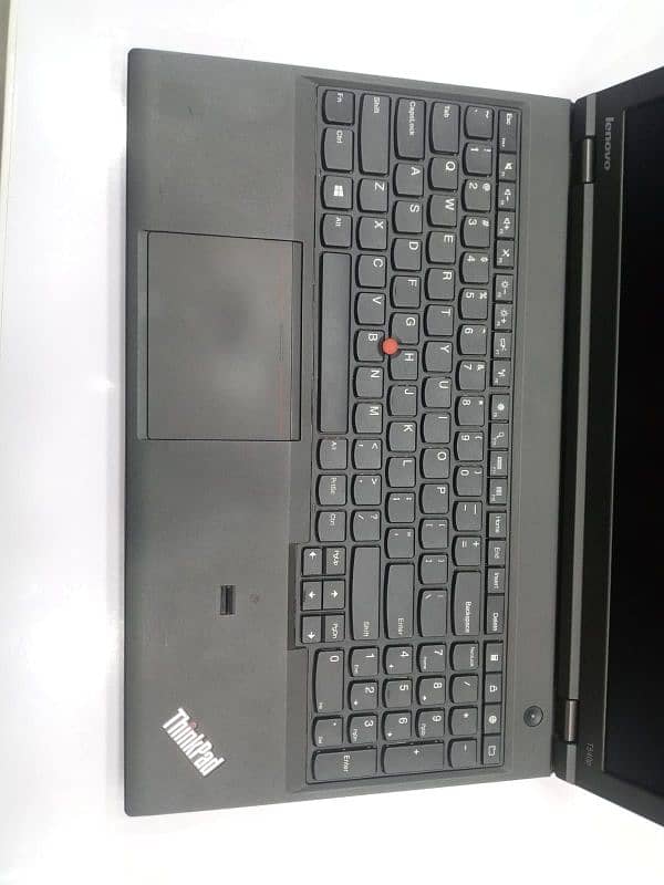 Lenovo ThinkPad T540p 1