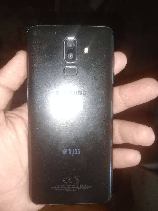 Samsung j8 3