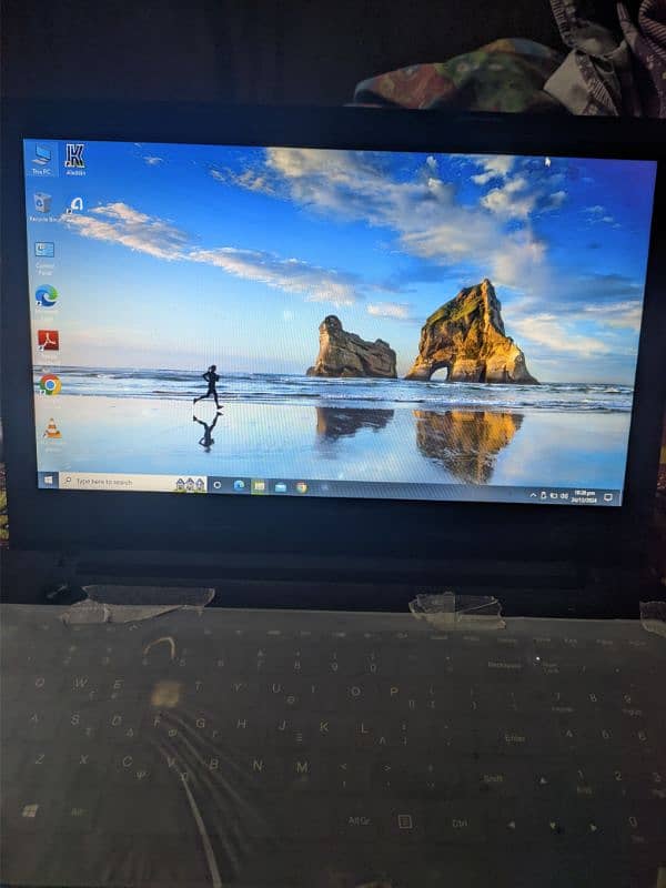 Lenovo laptop ha 350 Gb room hai 1