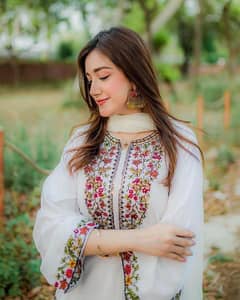 Chic women's stitched Embroidered shirt And Trouser Set _2 pics