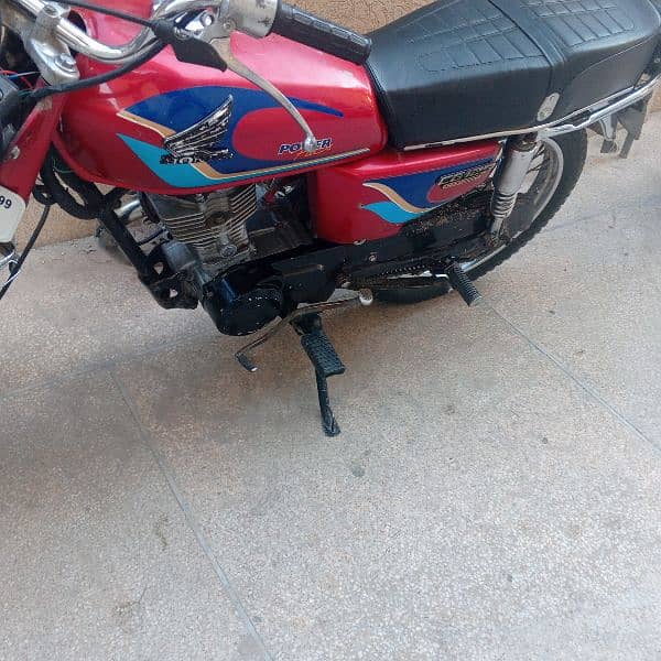 Honda cg 125 model 99 . power plus urgant sale 2