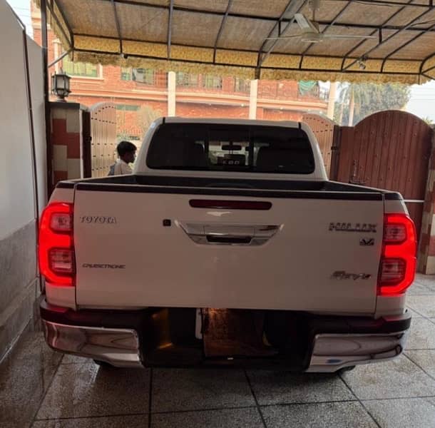 Toyota Hilux revo model 2021 ato new shape 1