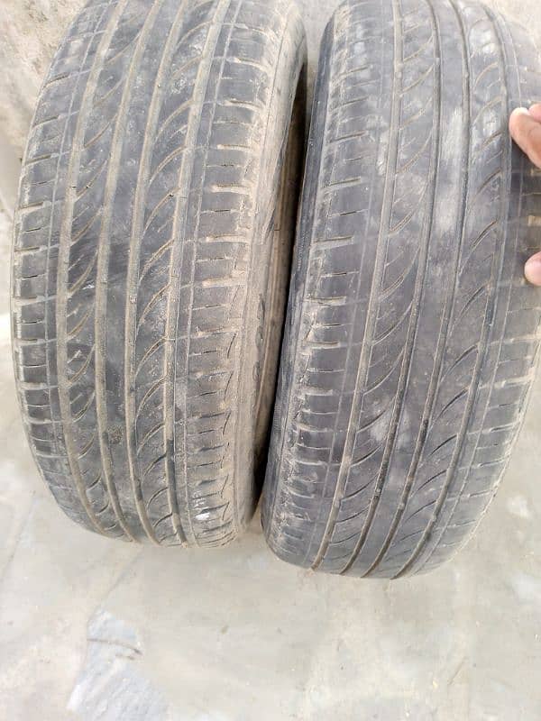 good condition 2 tubeless tyres 2