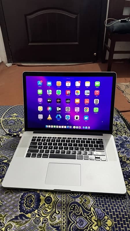 MacBook Pro 15 Core i7 512 Gb 16gb Ram 15 inch 2015 12