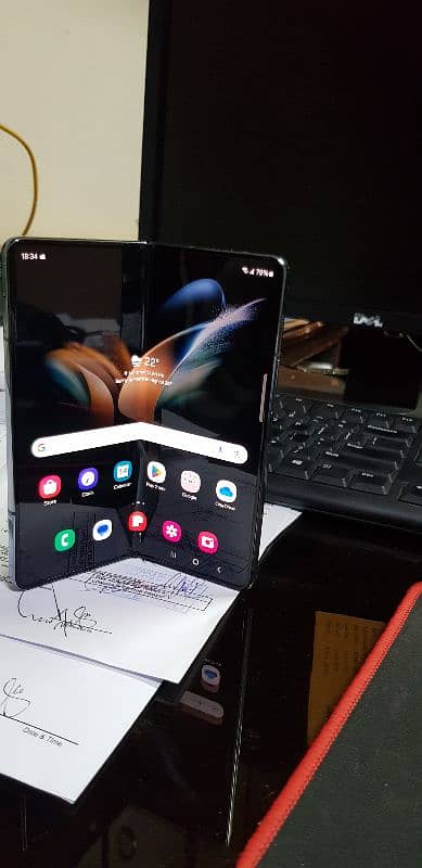 Samsung galaxy z fold 4 5