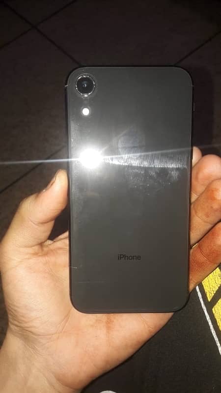 iPhone XR 64 gb factory unlock waterpack mobile 1