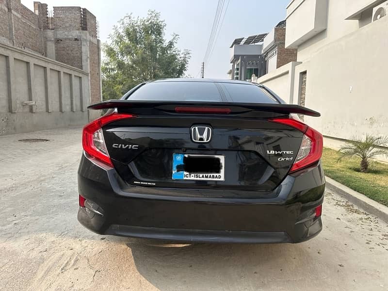 Honda Civic Oriel 2018 0