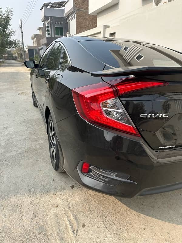 Honda Civic Oriel 2018 3