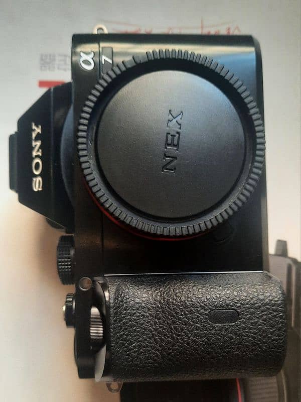 Sony Alpha 7 ILCE-7K body 0