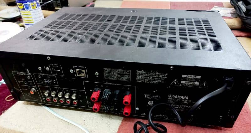 Yamaha R-N301 Stereo Integrated Amplifier 0