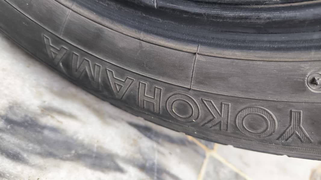 Set of 4 Yokohama Japanese tyres of Altis 2019 for sale 2