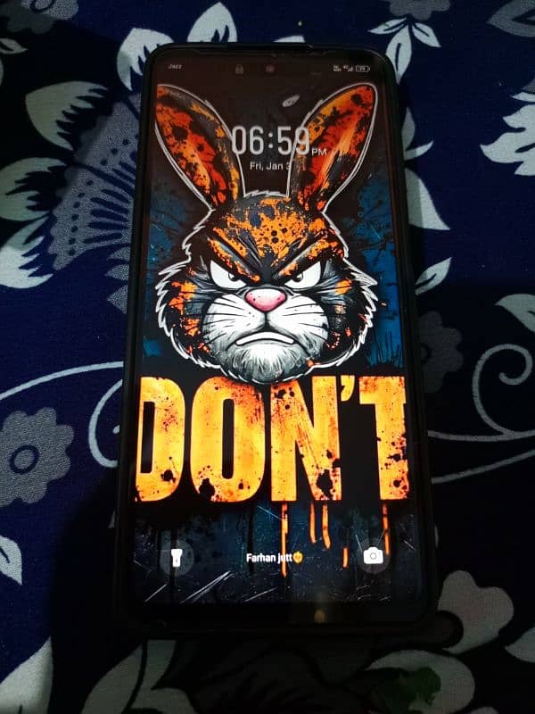 Infinix hot 40 pro 10/10condition 2