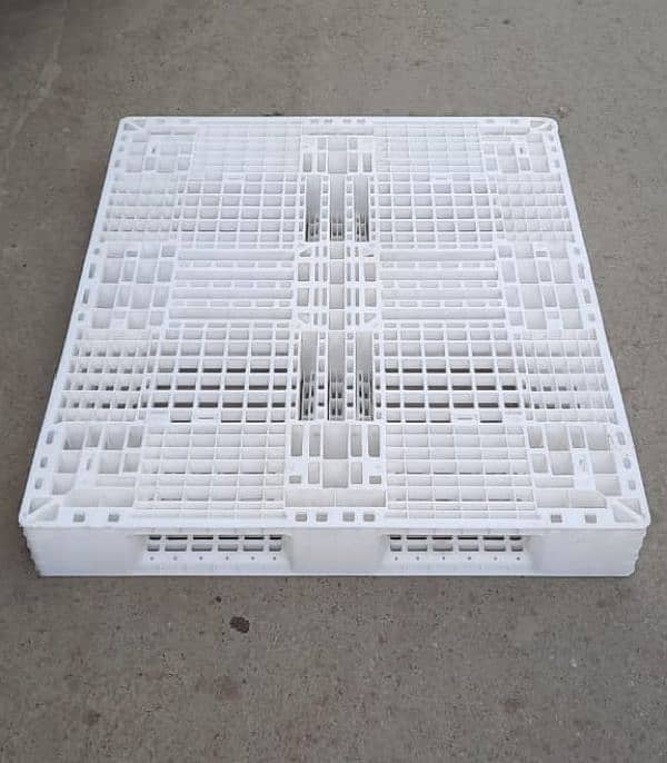 Plastic Pallets for sale in Karachi | Industrial Pallets | Imported 2