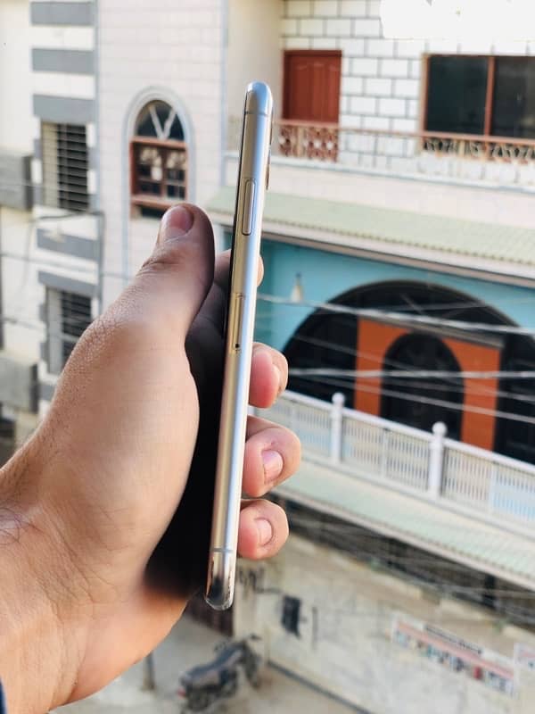 Iphone 11 pro max 512 gb Pta approve 3