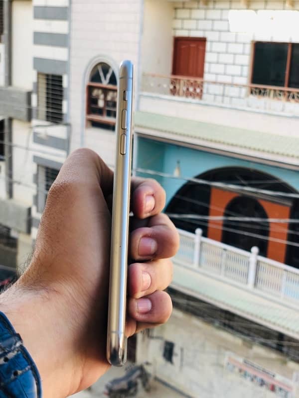 Iphone 11 pro max 512 gb Pta approve 4