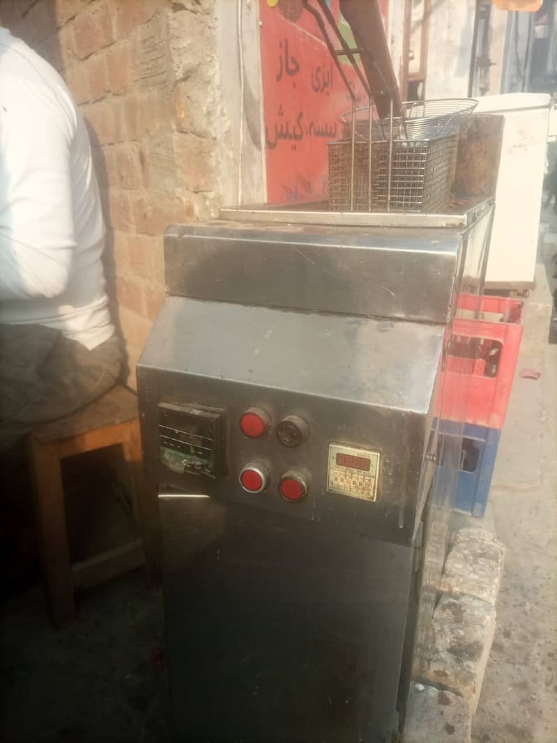 Electric gas fryer 0