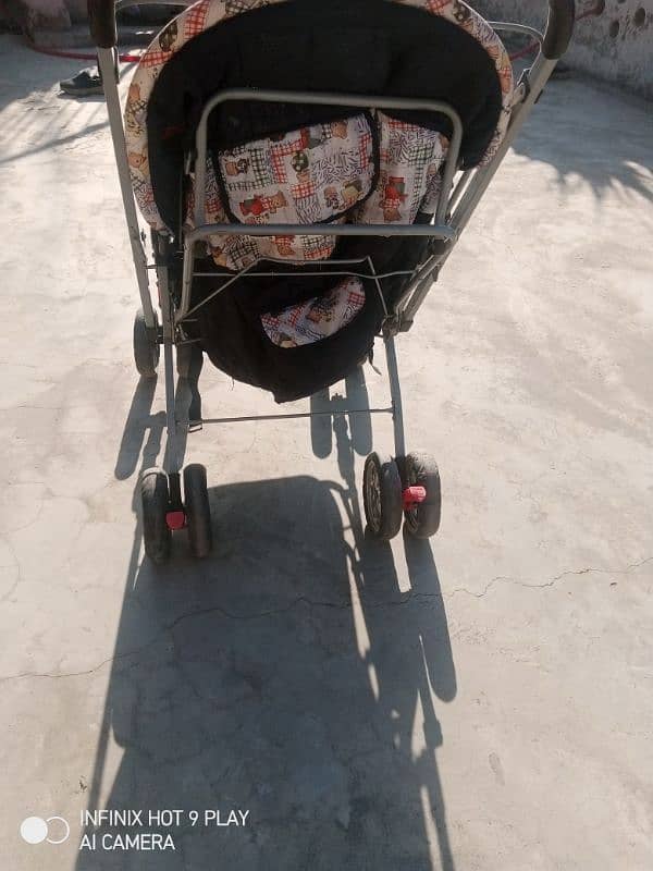 pram stroller with 8 big tyres 3