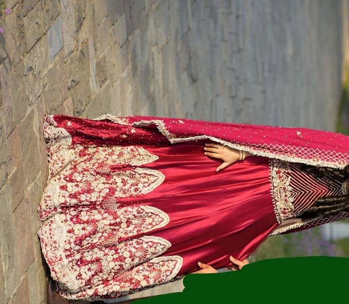 Stunning Pre-Owned Bridal Lehnga - Worn Once for 4 Hours! 0