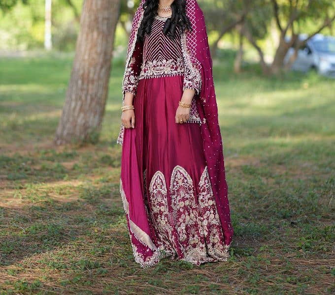 Stunning Pre-Owned Bridal Lehnga - Worn Once for 4 Hours! 1