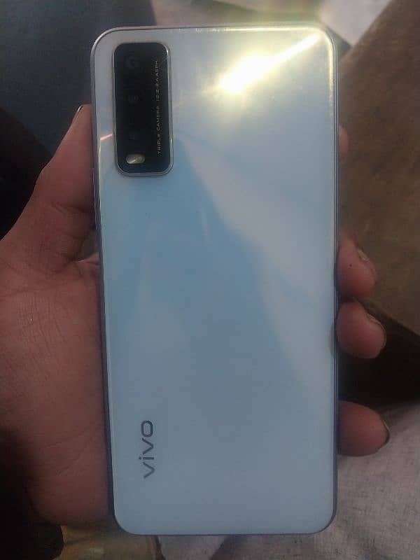 vivo y20 4ram 64gb  condition 8 by 10 1