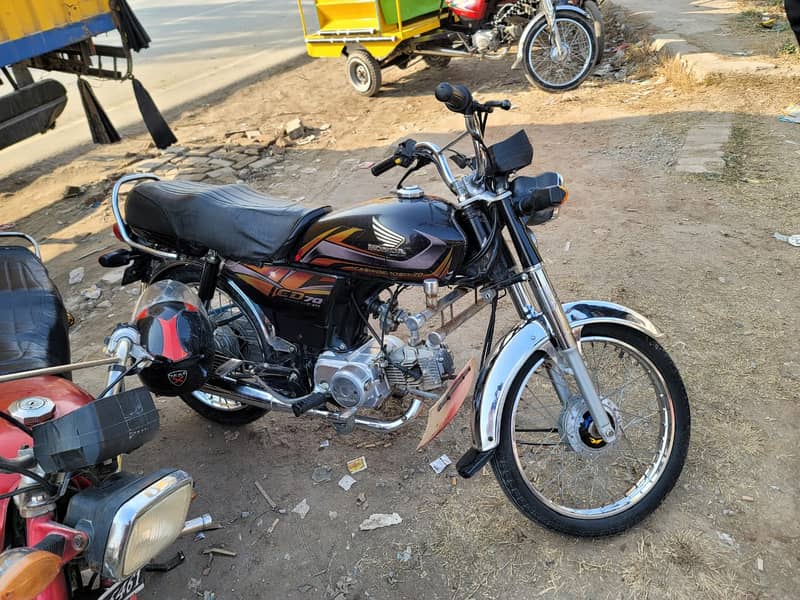 Bike for sale honda CD 70 2022 model 2