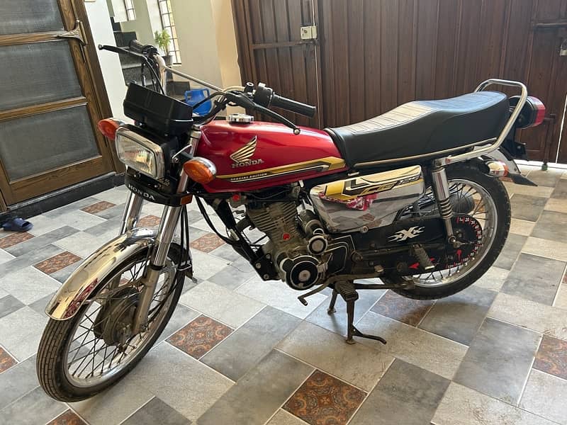 honda 125 special addition 2021 3