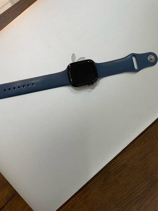 Apple watch series 7 1