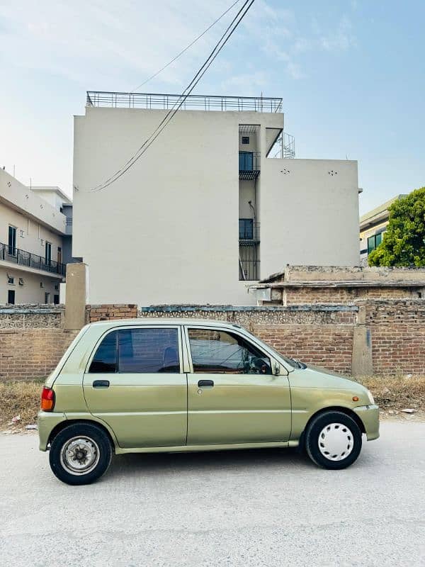 Daihatsu Cuore 2003 1