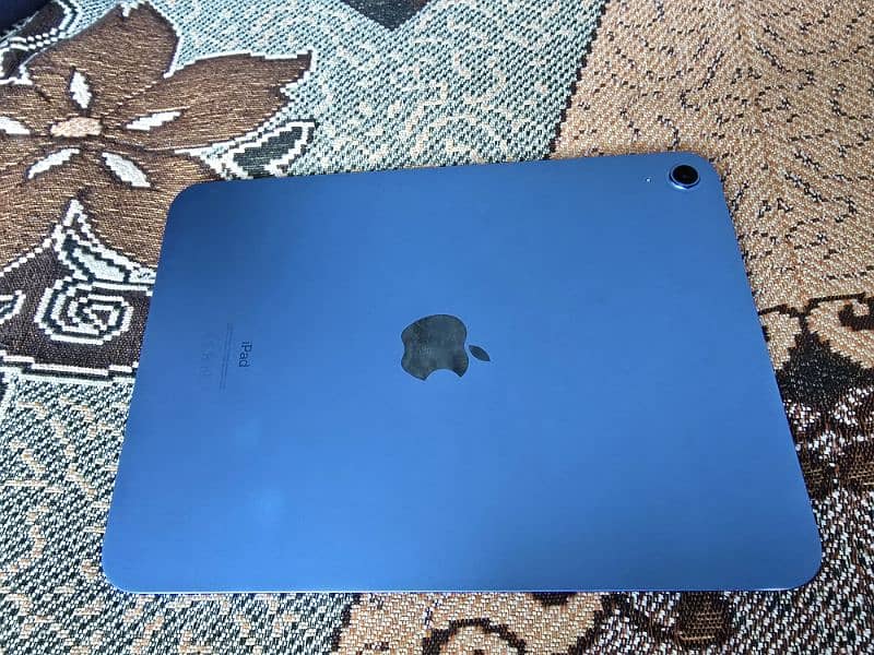 APPLE IPAD 10 GENERATION 1