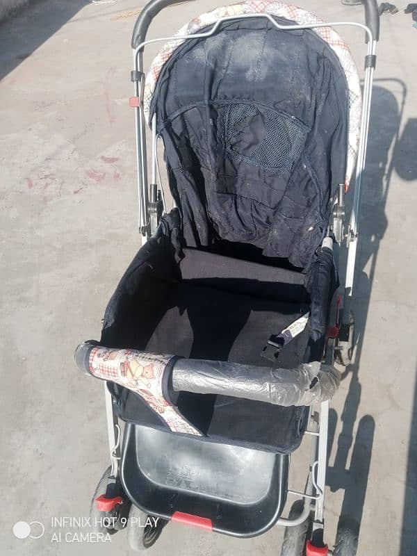 pram stroller with 8 big tyres 0